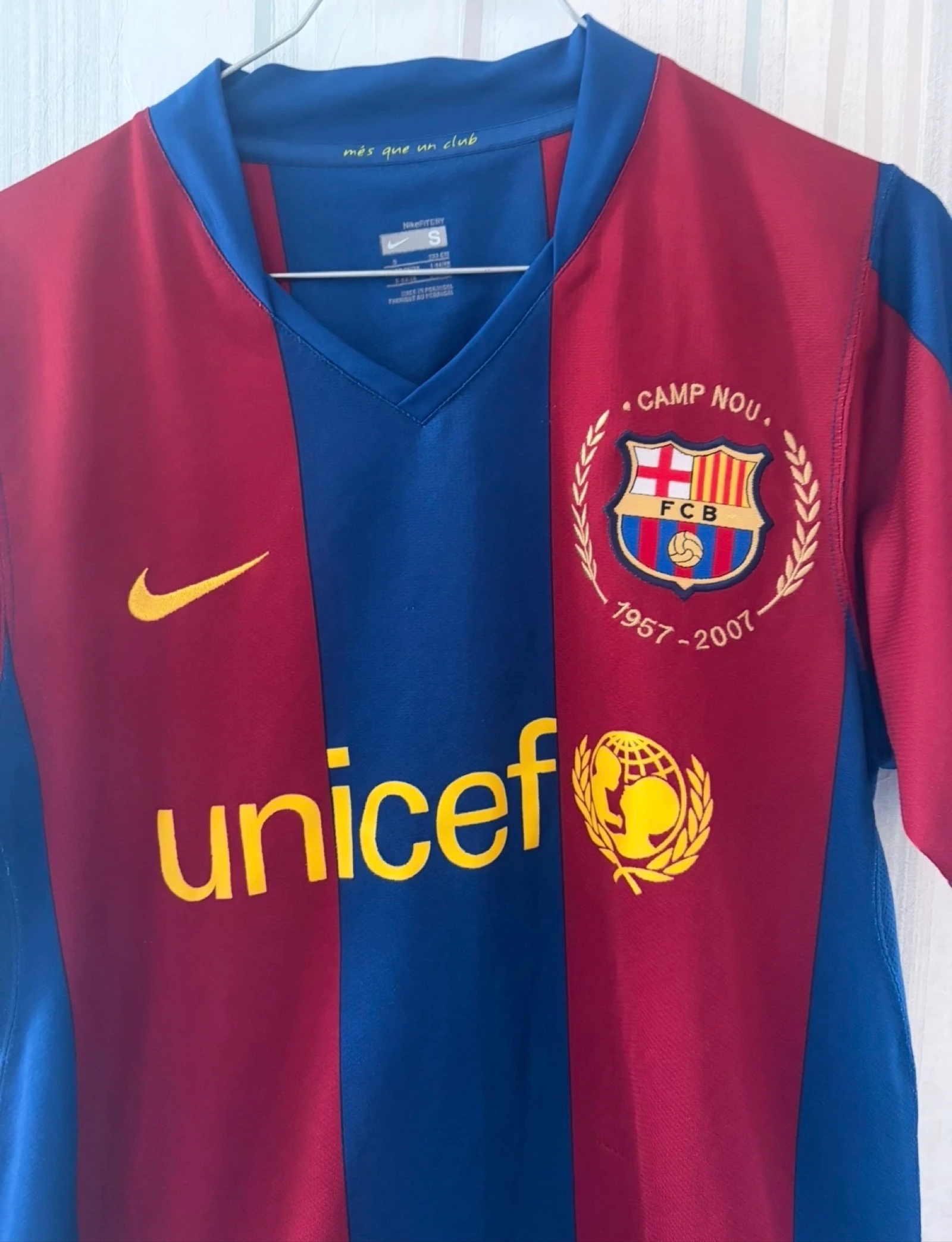 Camisola Vintage FC Barcelona "Camp Nou 50 Anos" - Muito Bom Estado (Tamanho P) – photo 2